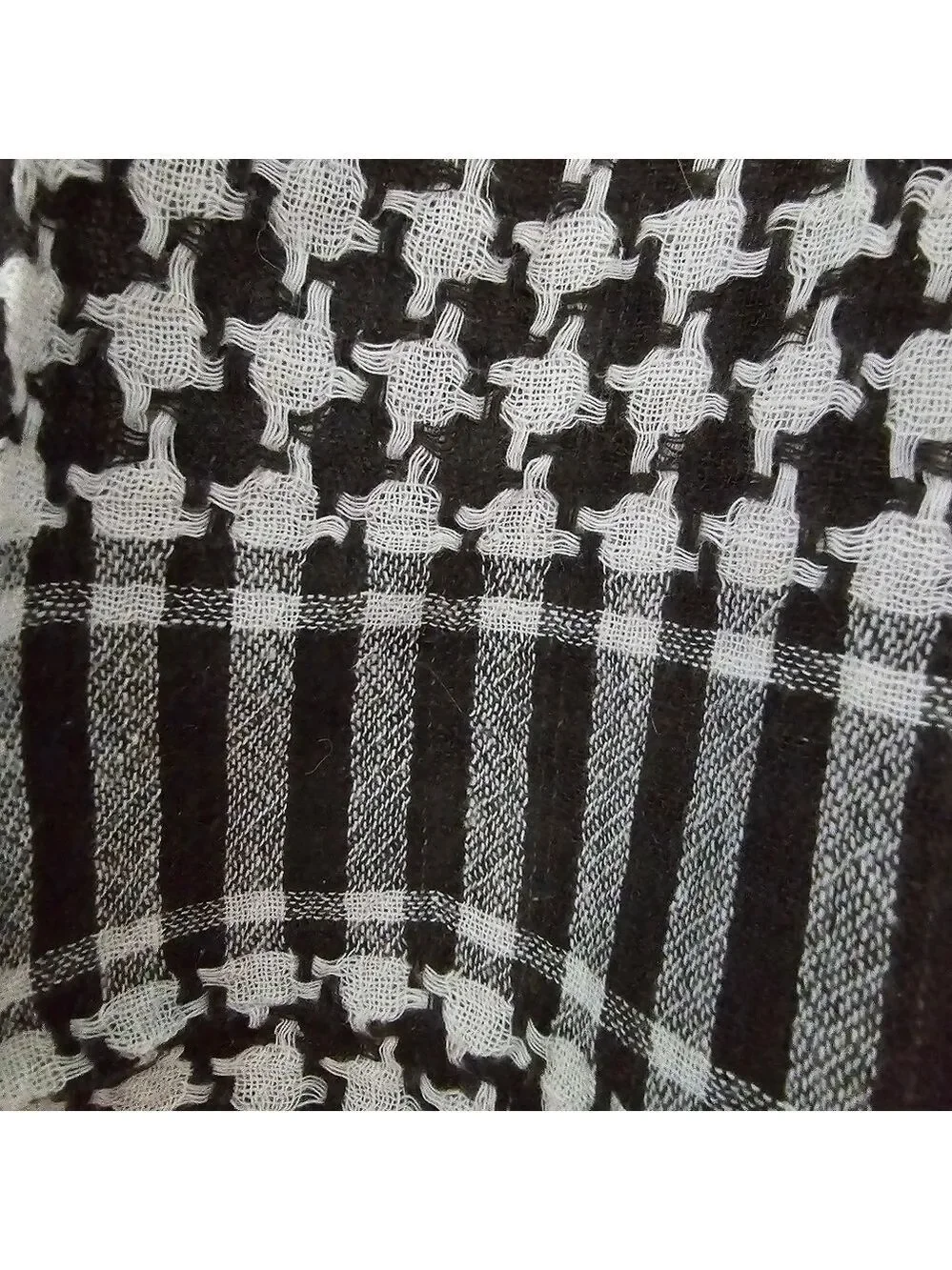 Black & White Houndstooth Check Fringe Scarf